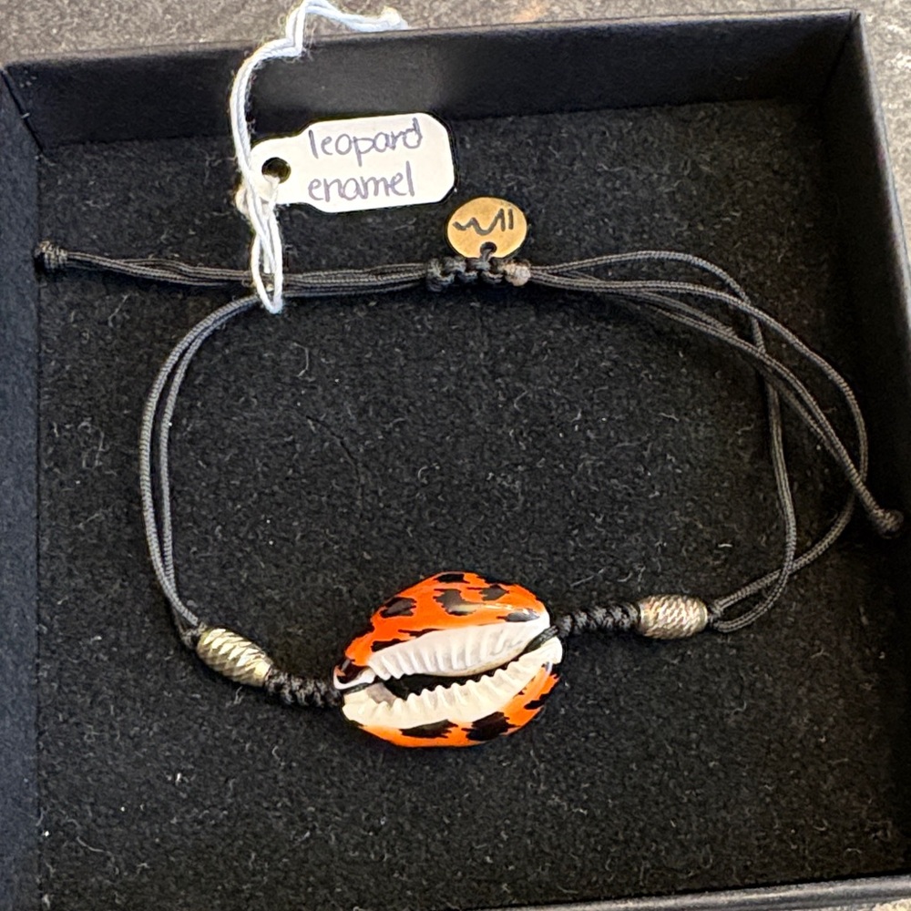 Maison Irem shell bracelet